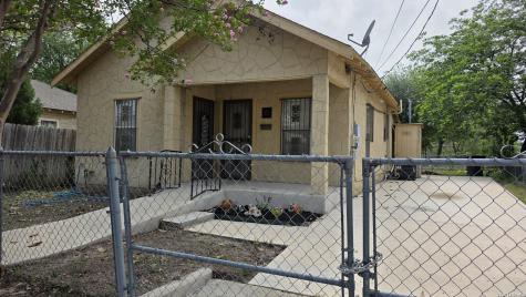 205 Mockert San Antonio TX 78204
