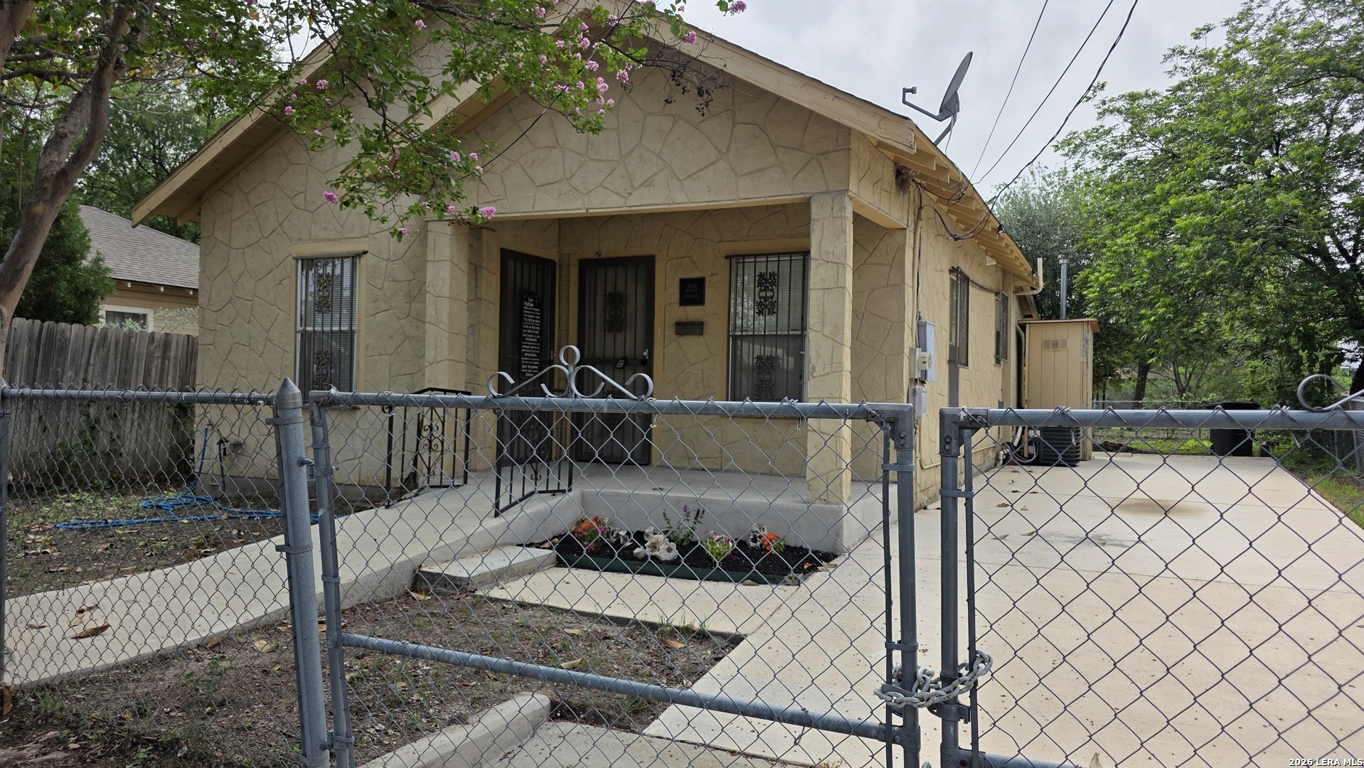 205 Mockert San Antonio TX 78204