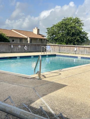 1051 Country Club G-28 Seguin TX 78155
