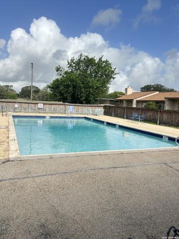 1051 Country Club G-28 Seguin TX 78155
