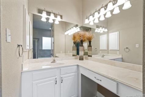 51 Gemsbuck Rise San Antonio TX 78258