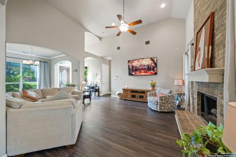 51 Gemsbuck Rise San Antonio TX 78258