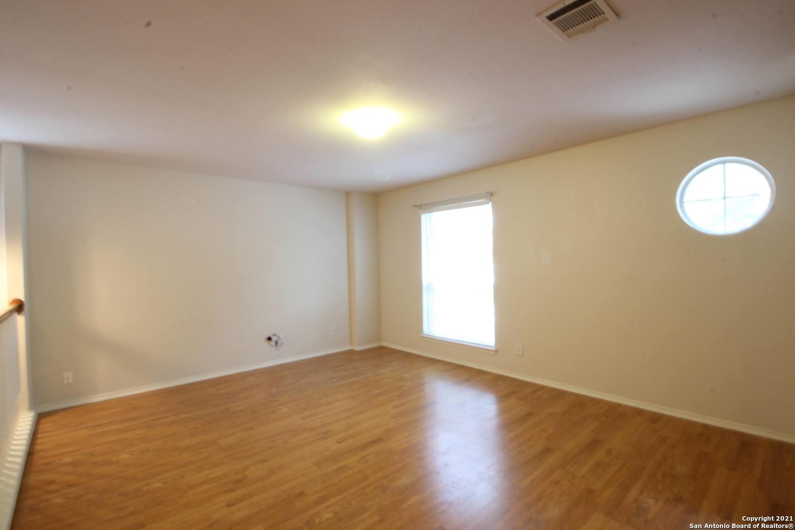 659 Lynx Mountain San Antonio TX 78251
