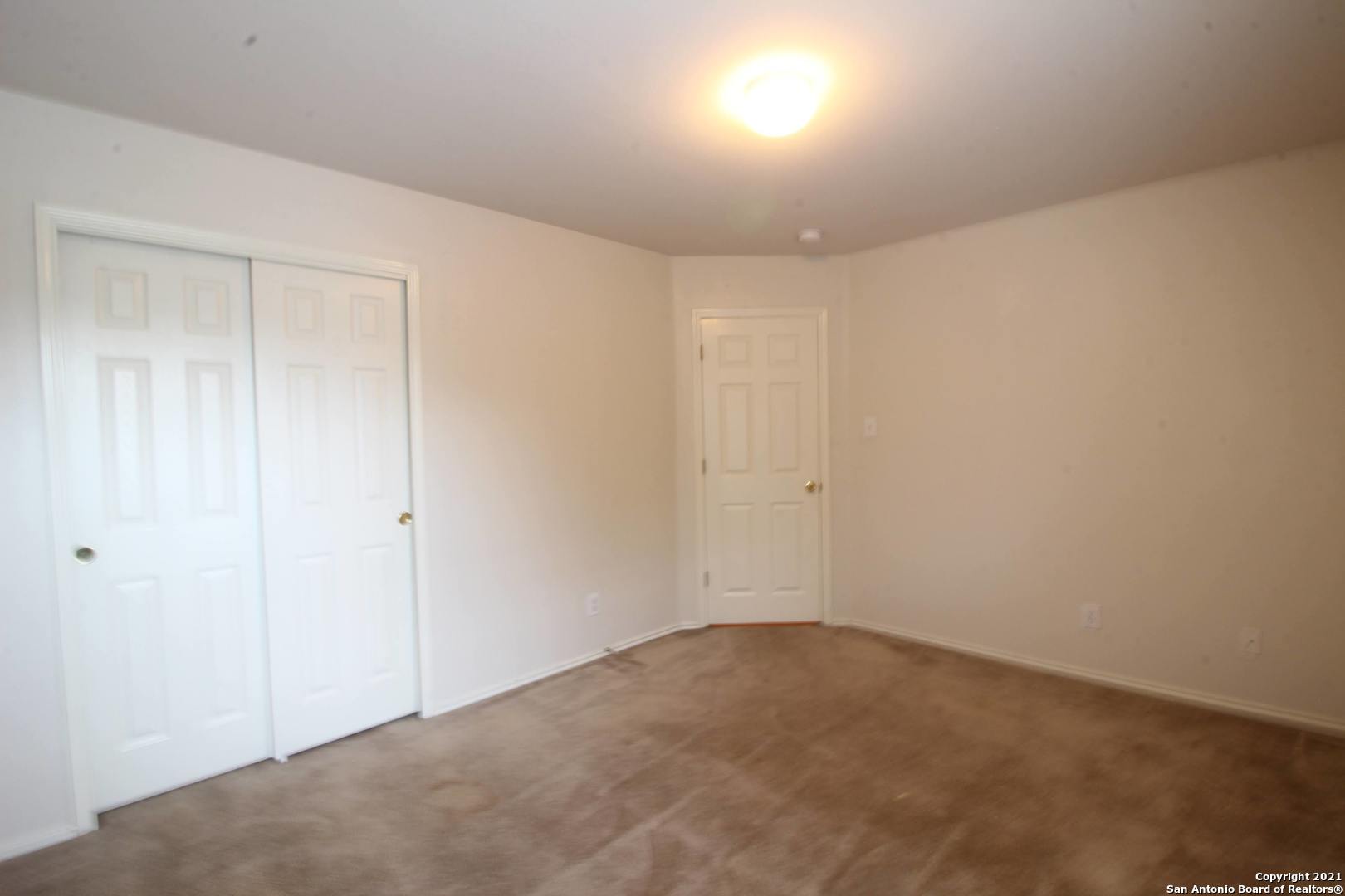 659 Lynx Mountain San Antonio TX 78251