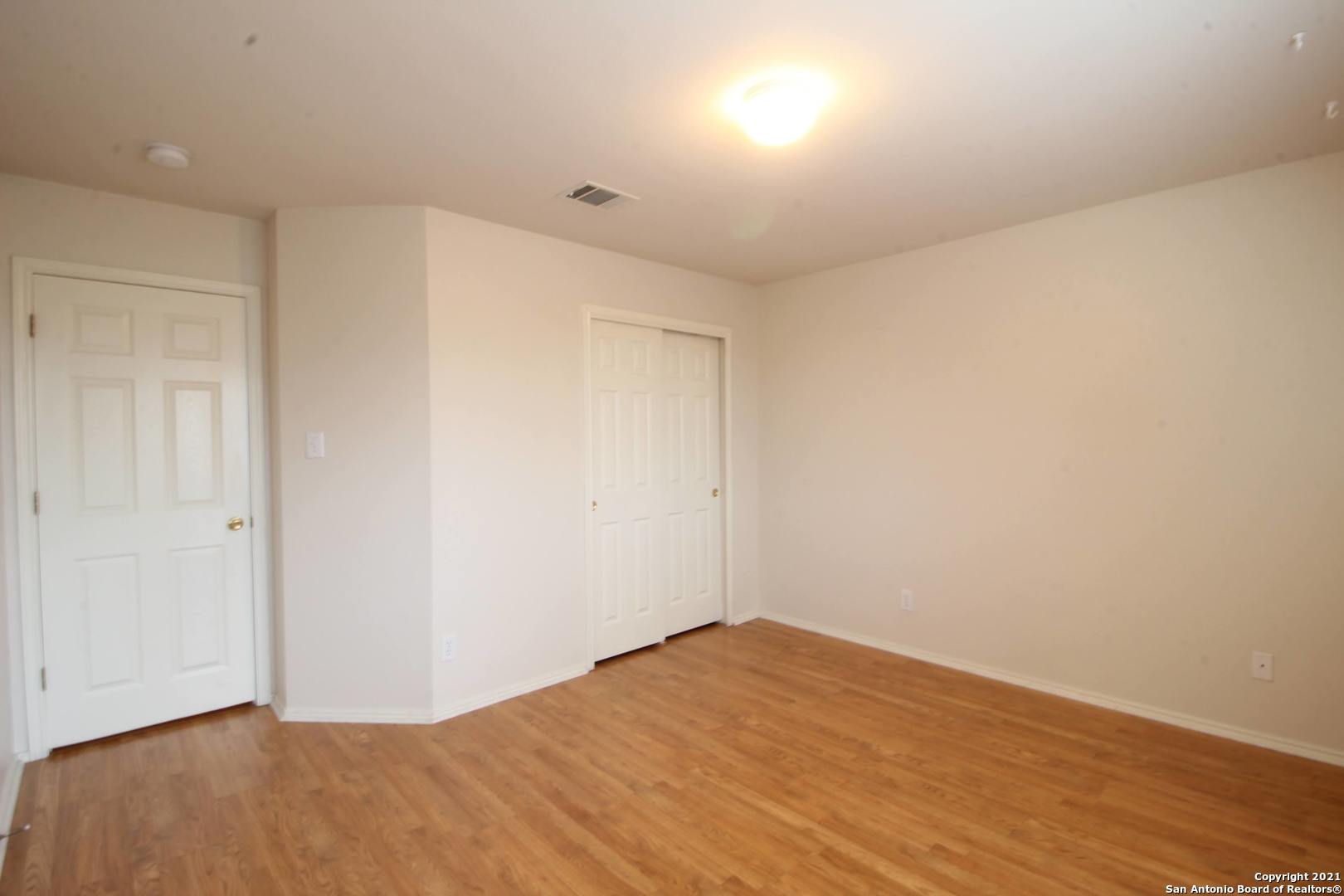 659 Lynx Mountain San Antonio TX 78251