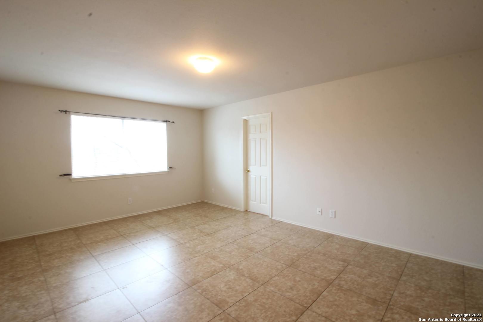 659 Lynx Mountain San Antonio TX 78251