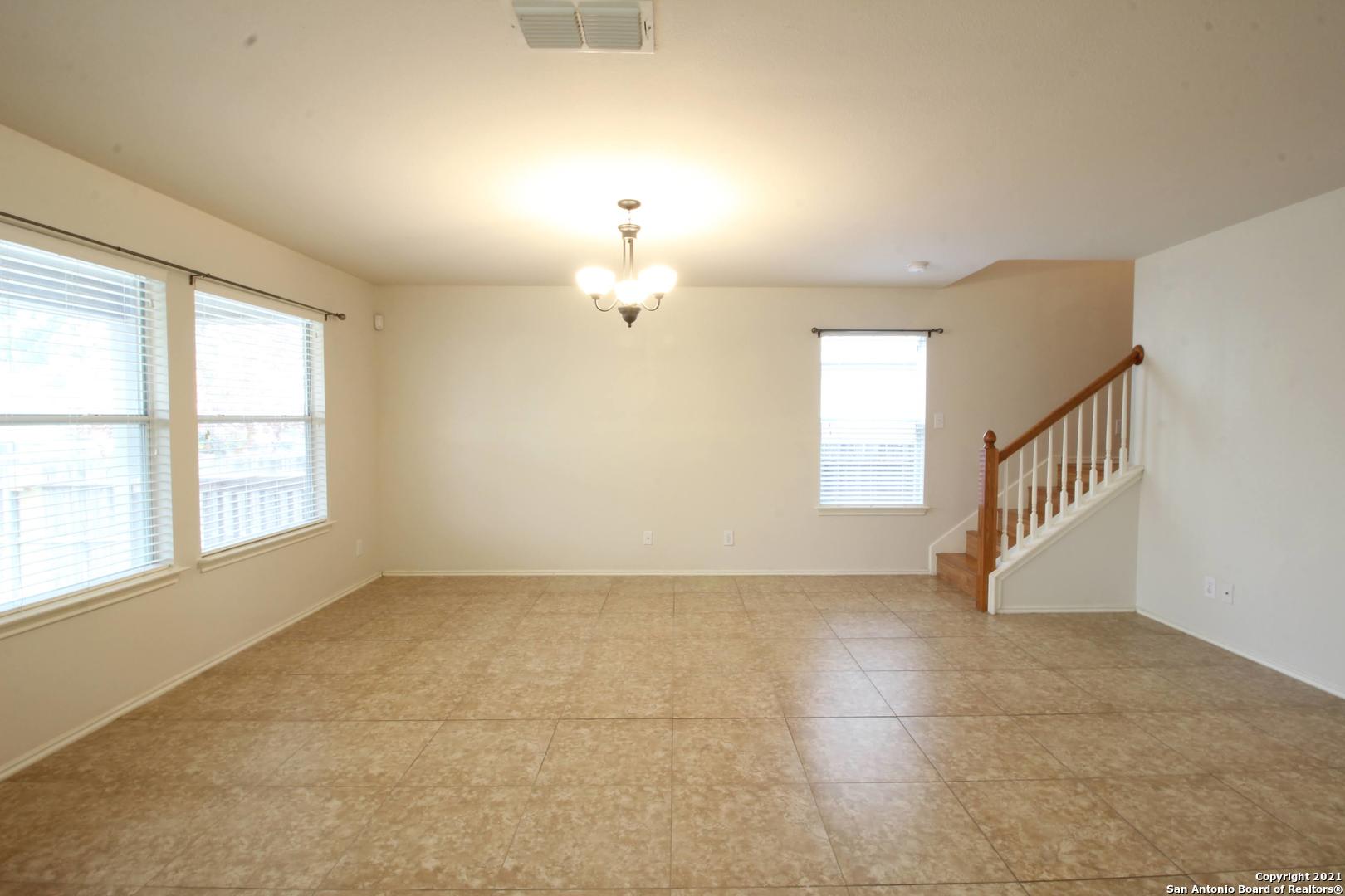 659 Lynx Mountain San Antonio TX 78251