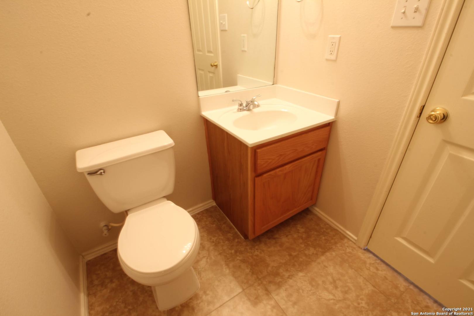659 Lynx Mountain San Antonio TX 78251