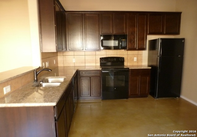 1065 Carolyn Cove New Braunfels TX 78130