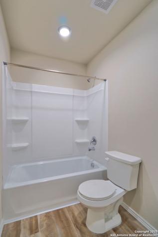 478 Abigail Alley San Antonio TX 78253