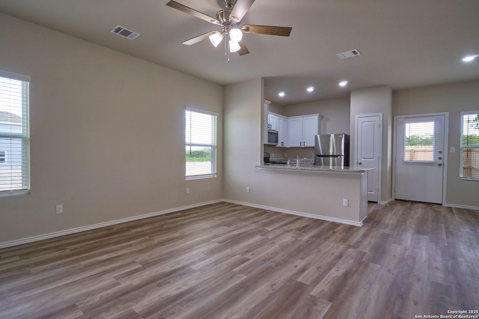 478 Abigail Alley San Antonio TX 78253