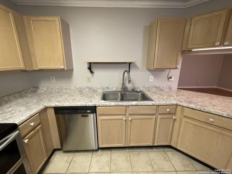7815 Caspian Bay Drive Converse TX 78109