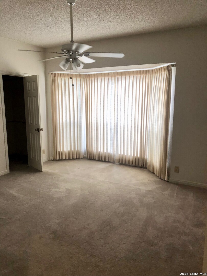 5934 Windy Cove Windcrest TX 78239