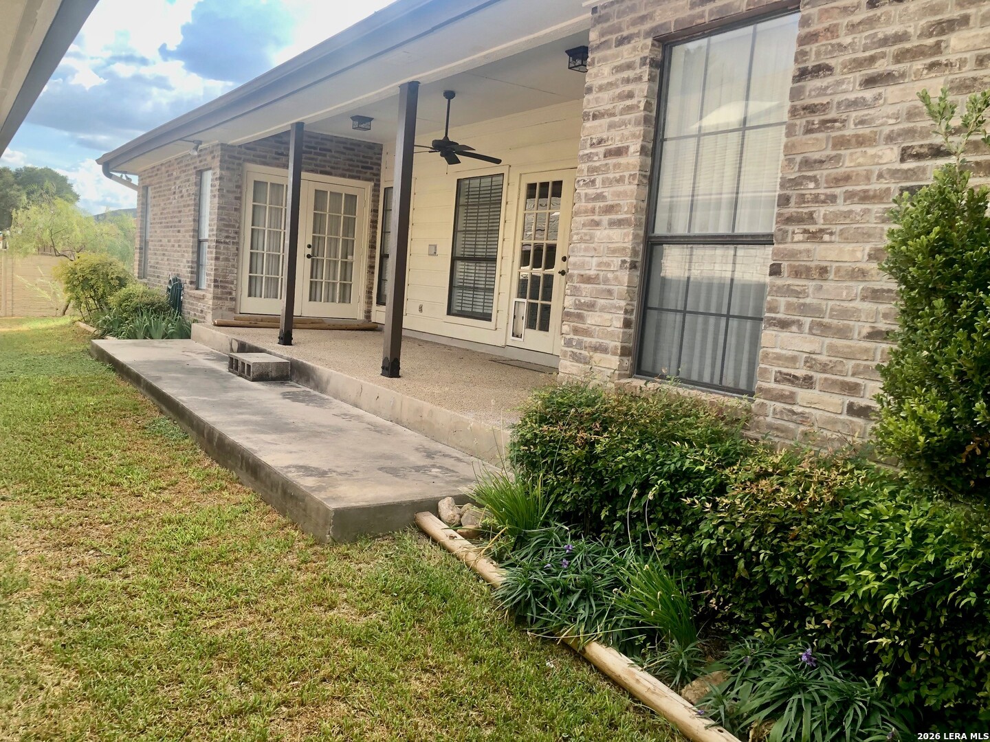 5934 Windy Cove Windcrest TX 78239