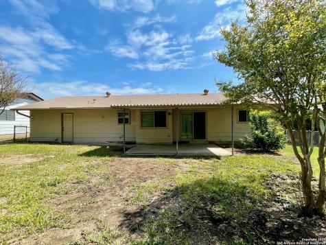 6714 Straw Flower Street Leon Valley TX 78238