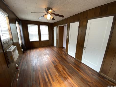 1030 Cole Avenue New Braunfels TX 78130