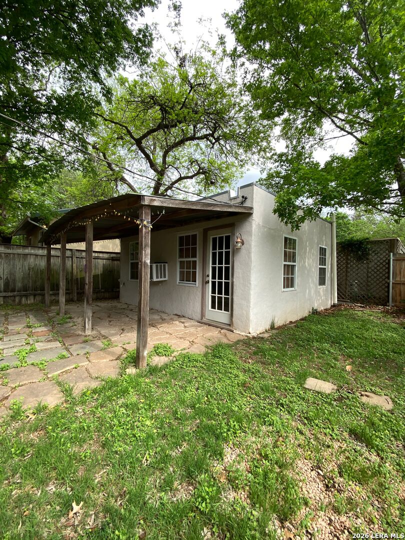 1030 Cole Avenue New Braunfels TX 78130