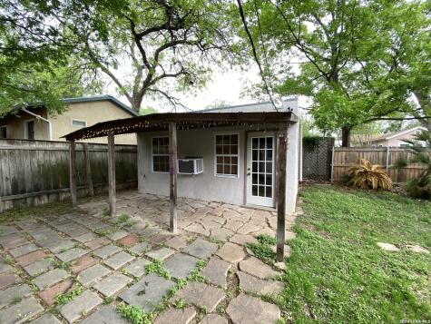 1030 Cole Avenue New Braunfels TX 78130