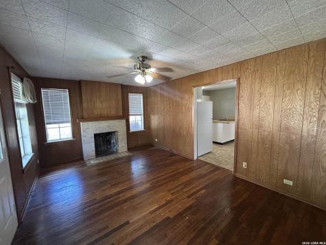 1030 Cole Avenue New Braunfels TX 78130