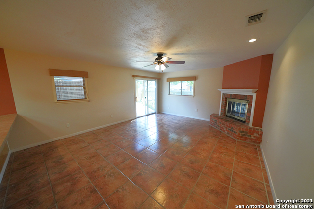 9802 La Rue Street San Antonio TX 78217