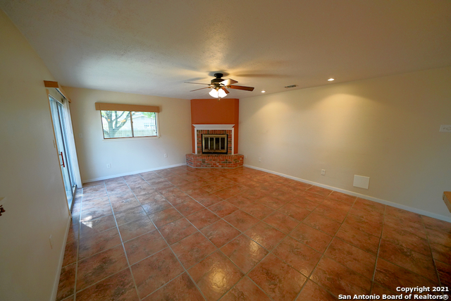 9802 La Rue Street San Antonio TX 78217