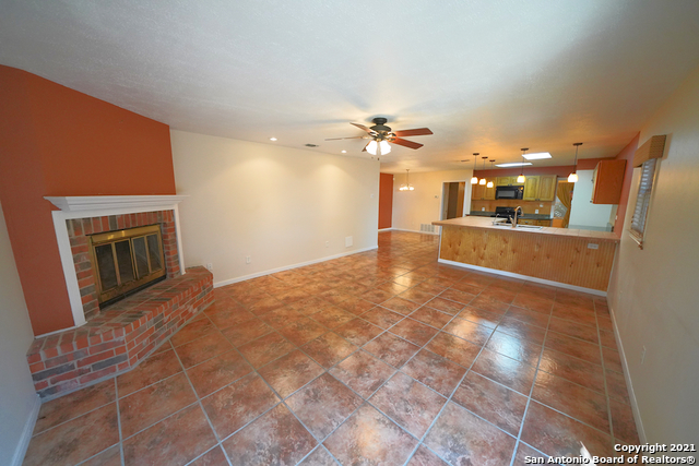 9802 La Rue Street San Antonio TX 78217