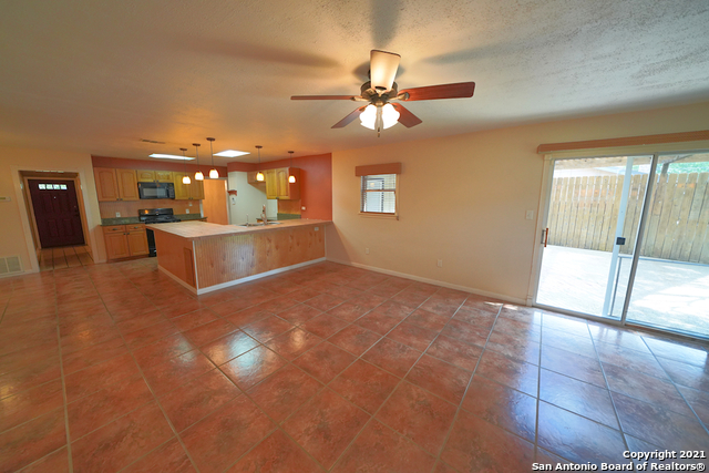 9802 La Rue Street San Antonio TX 78217