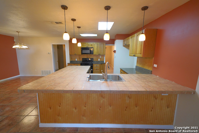 9802 La Rue Street San Antonio TX 78217