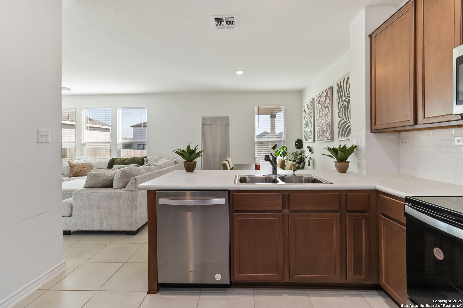 11538 Hocus Pocus San Antonio TX 78245
