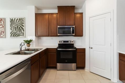 11538 Hocus Pocus San Antonio TX 78245