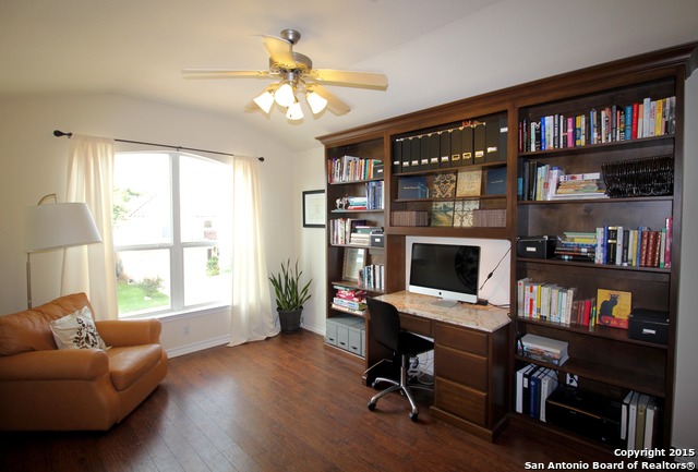 1151 Pinnacle Falls San Antonio TX 78260