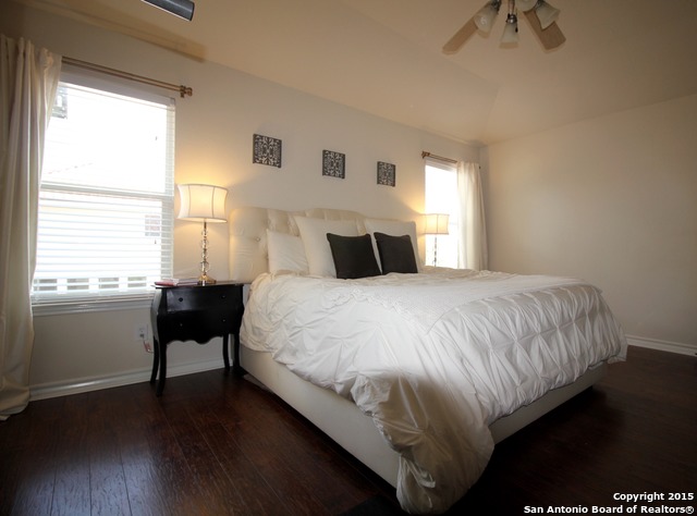 1151 Pinnacle Falls San Antonio TX 78260