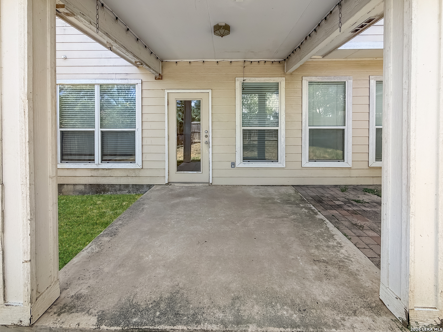 1151 Pinnacle Falls San Antonio TX 78260