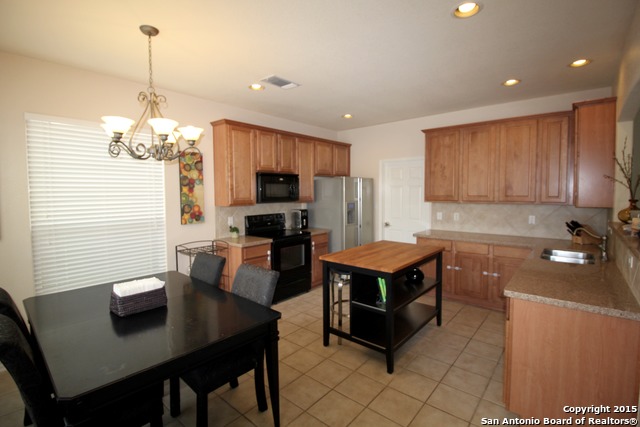 1151 Pinnacle Falls San Antonio TX 78260