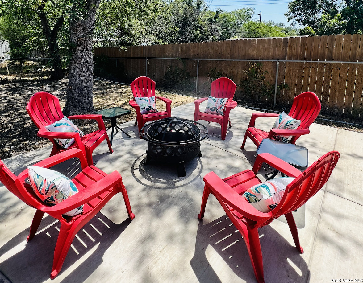 302 W Mariposa San Antonio TX 78212
