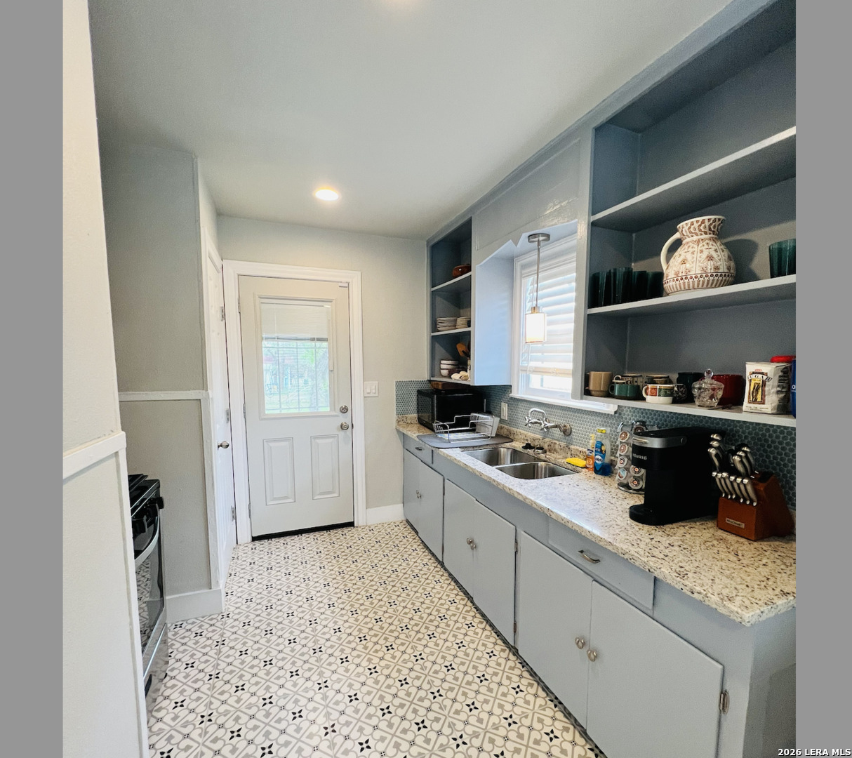 302 W Mariposa San Antonio TX 78212
