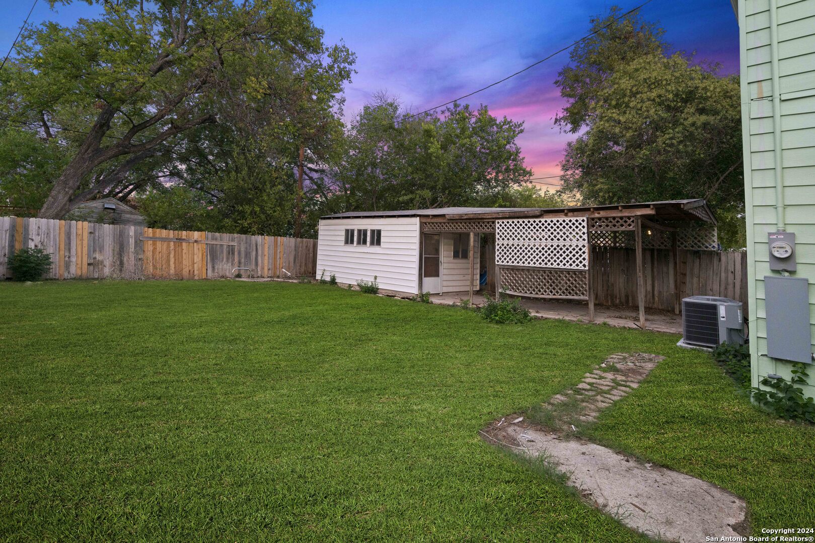 333 Haggin Street San Antonio TX 78210