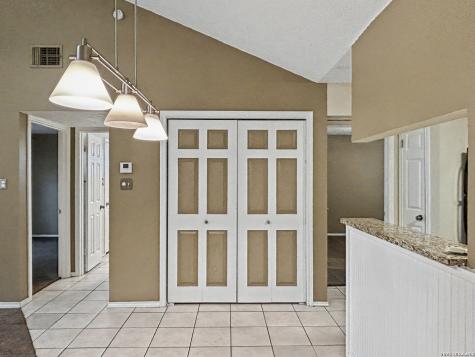 12446 Starcrest Drive San Antonio TX 78216