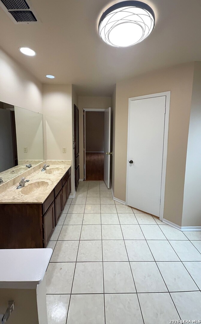 6622 Country Field Drive San Antonio TX 78240