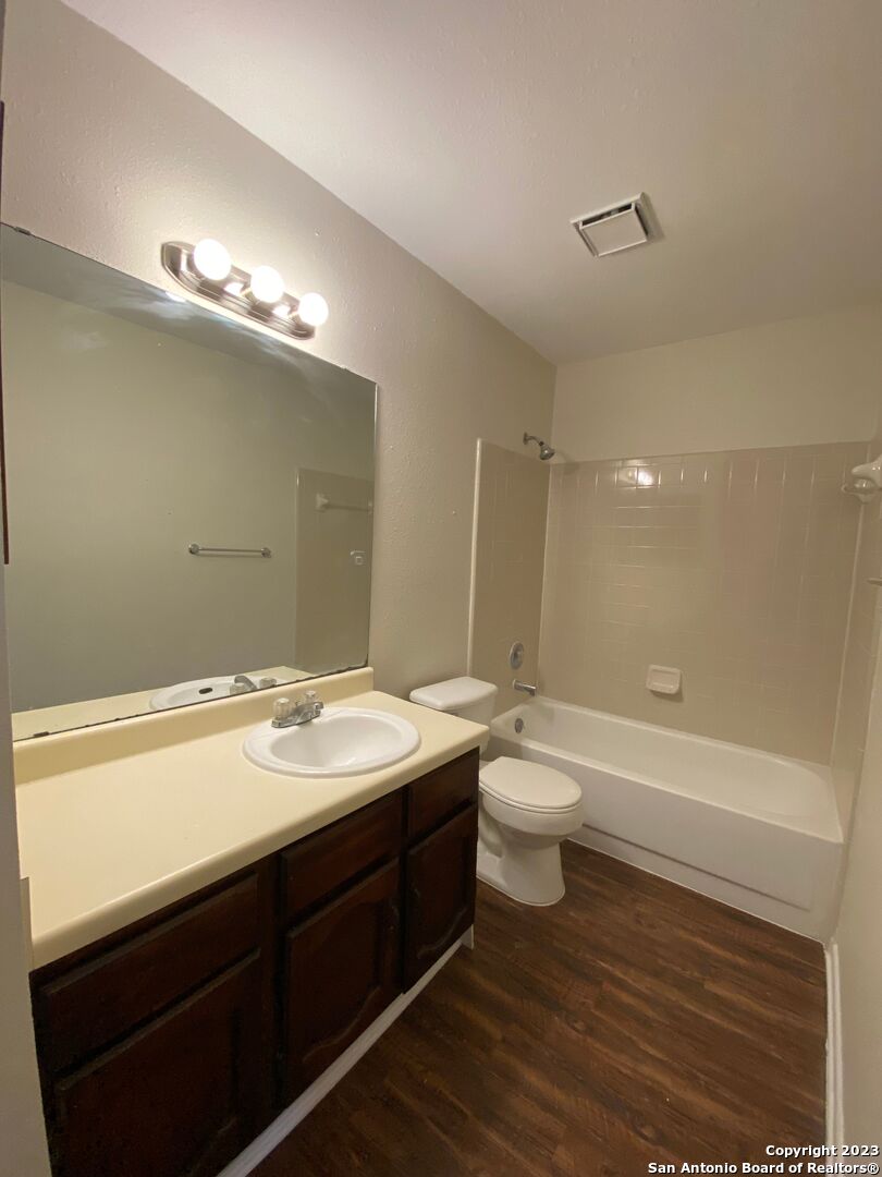 7214 Rimwood Street Live Oak TX 78233
