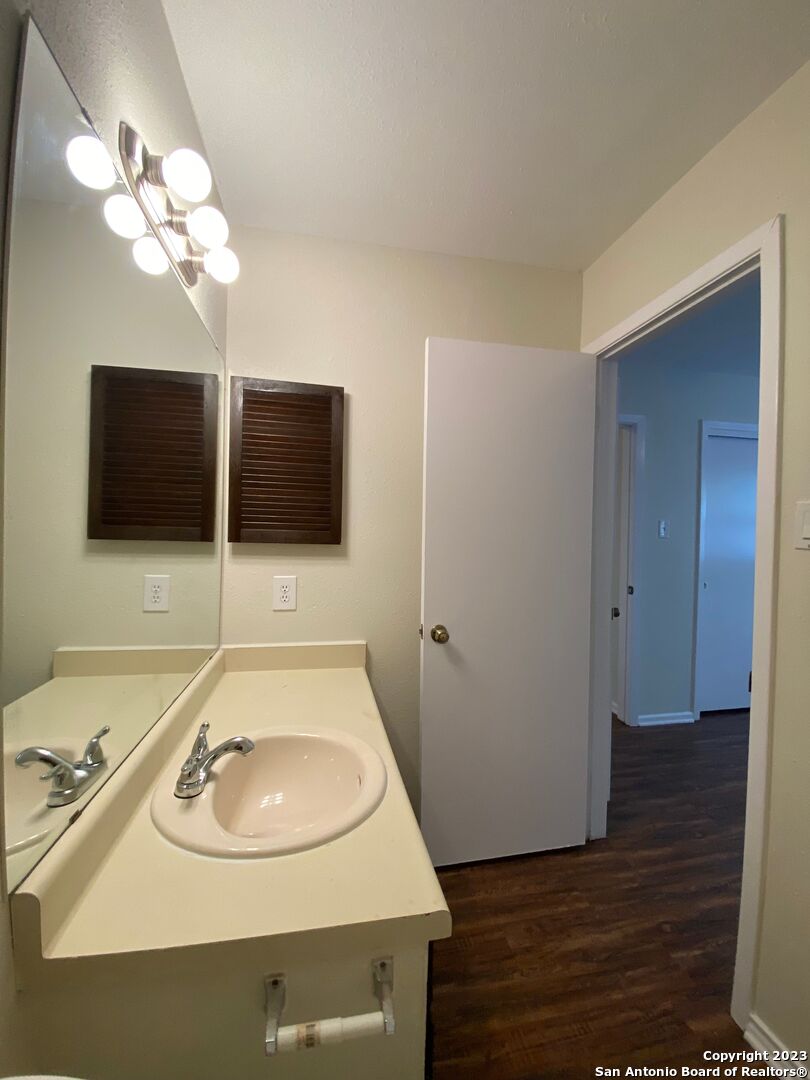 7214 Rimwood Street Live Oak TX 78233