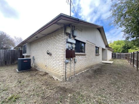 7214 Rimwood Street Live Oak TX 78233