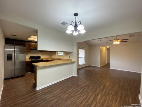 7214 Rimwood Street Live Oak TX 78233