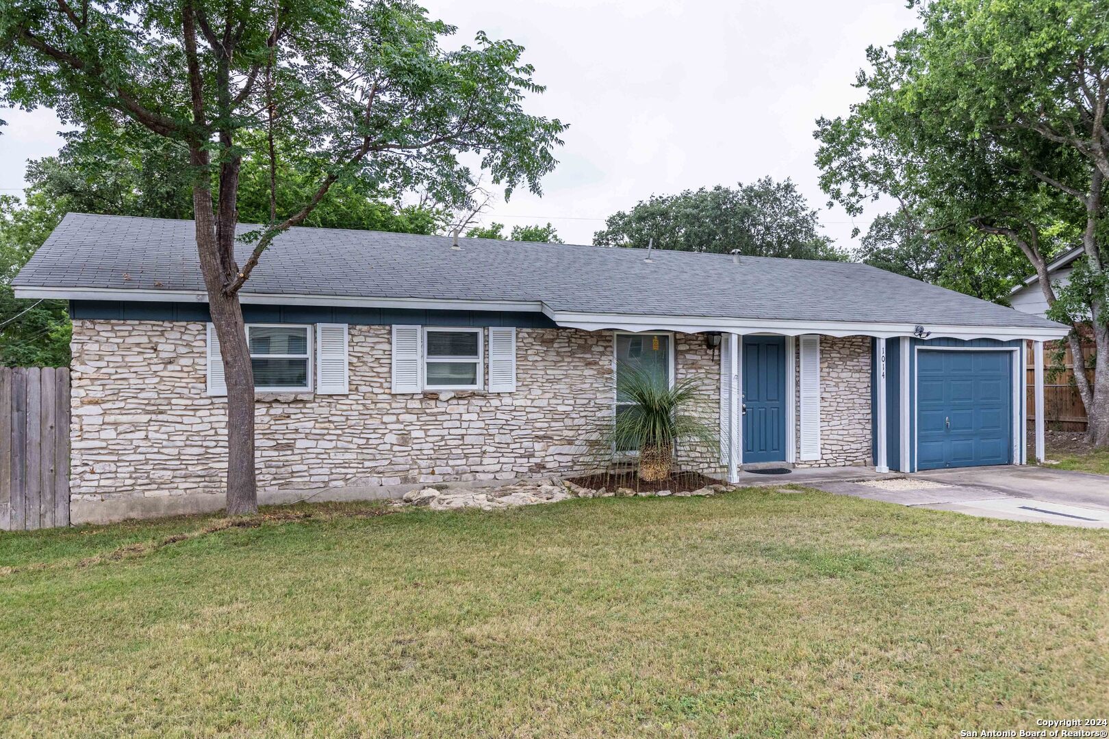 1014 Morey Peak Drive San Antonio TX 78213