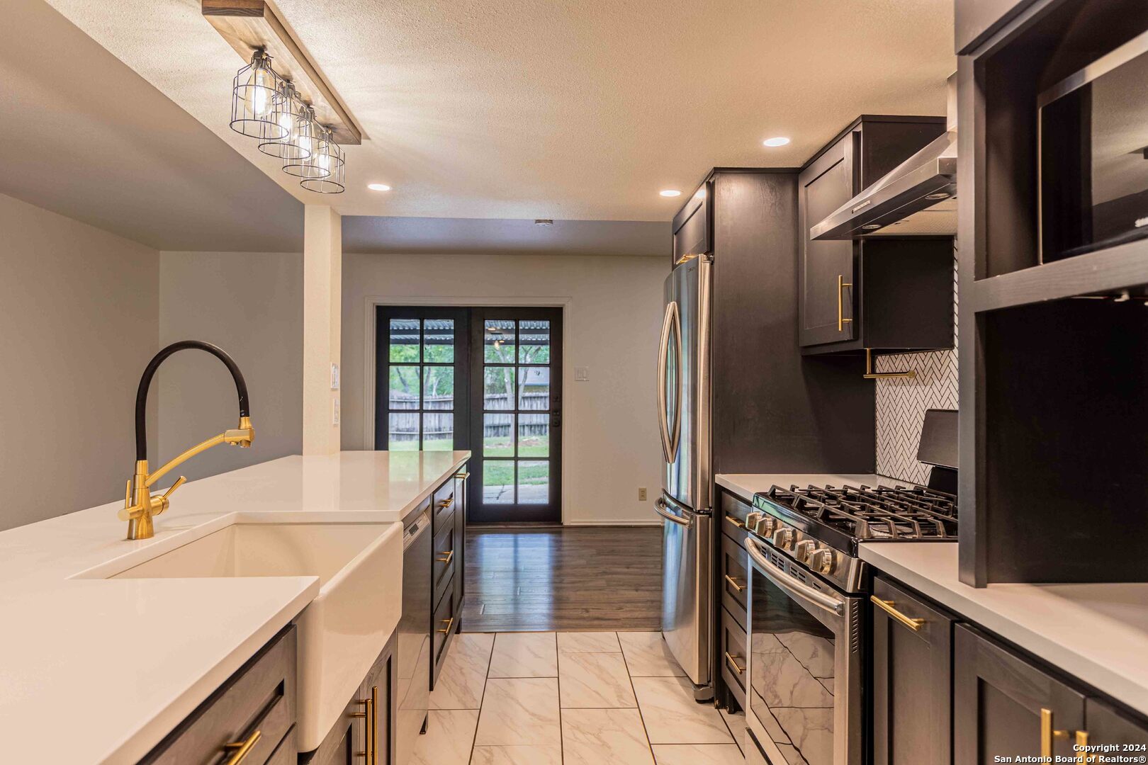 1014 Morey Peak Drive San Antonio TX 78213