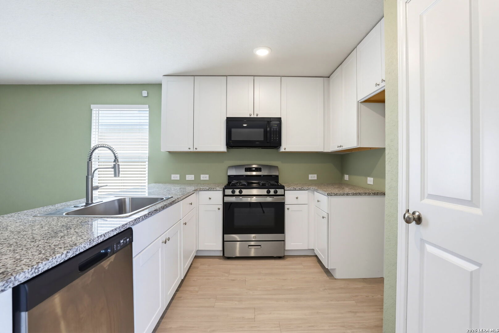 10534 Borlaug Street Converse TX 78109