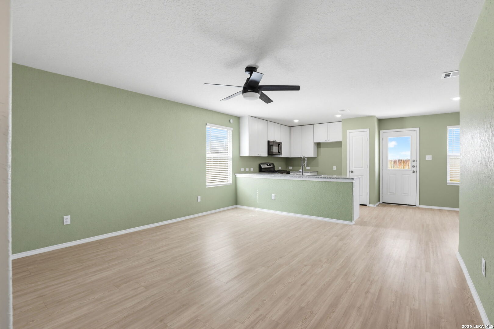 10534 Borlaug Street Converse TX 78109