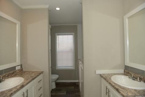 13598 Old Frio City Lytle TX 78052