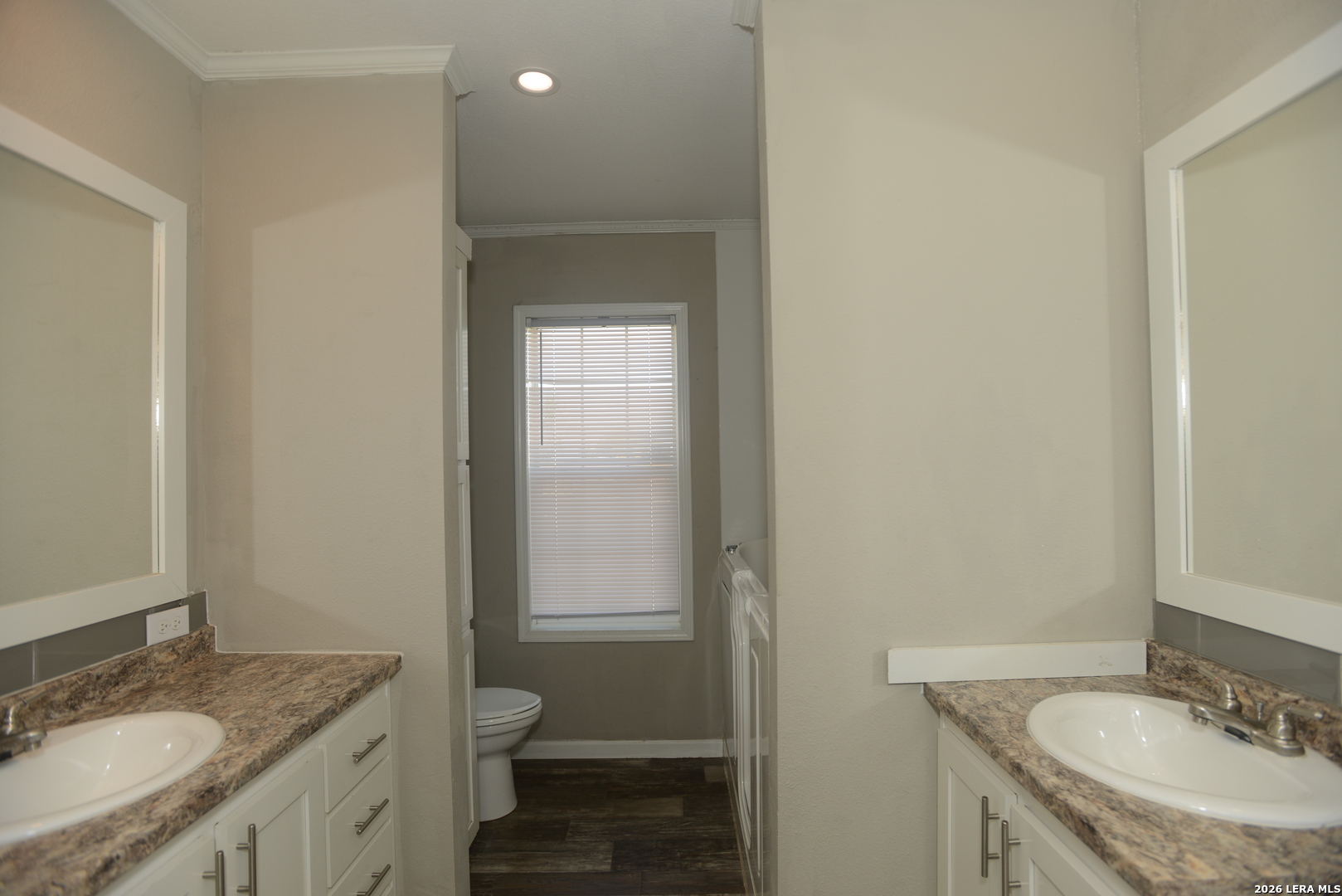 13598 Old Frio City Lytle TX 78052