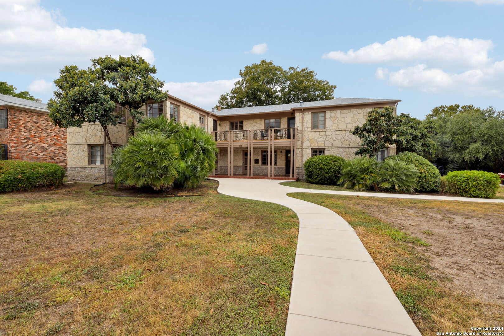 515 E Olmos Drive Olmos Park TX 78212